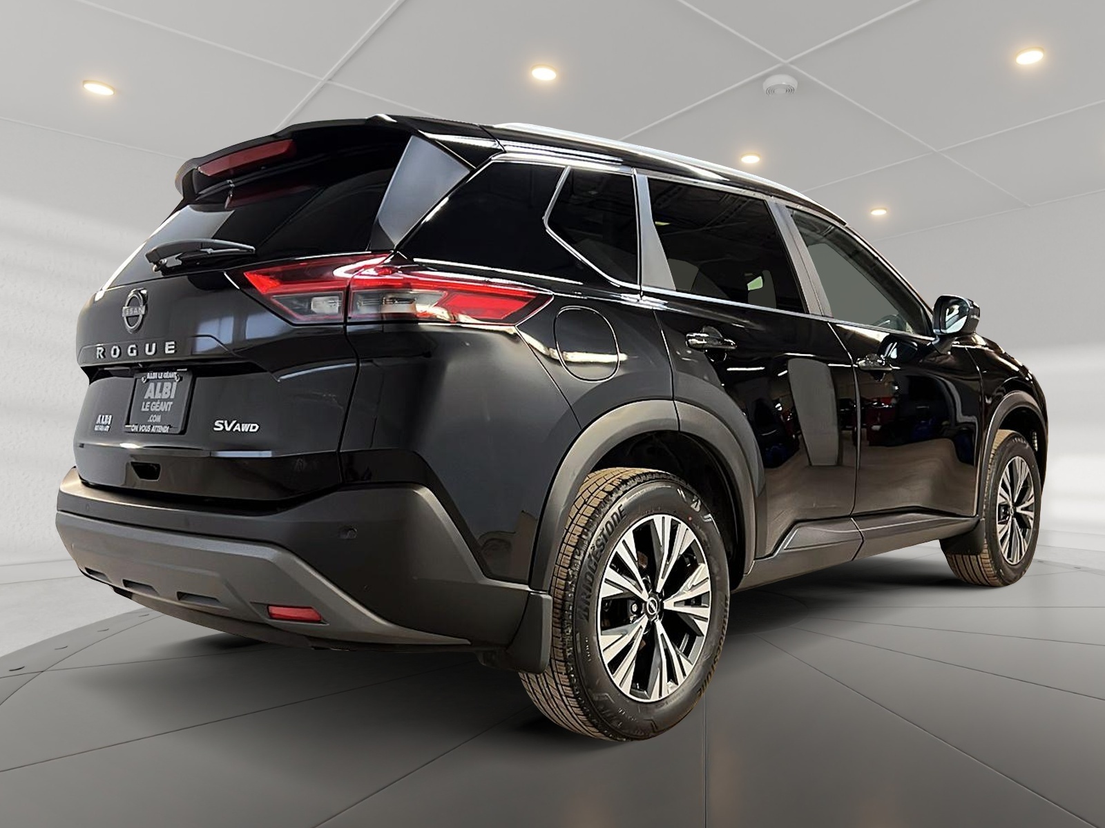 Nissan Rogue SV TOIT PANO 4RM 2023 — photo 4
