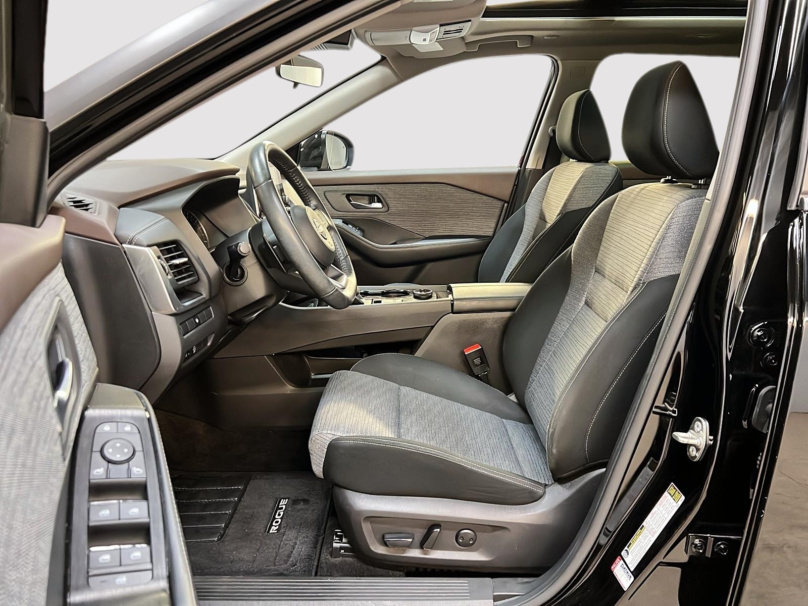 Nissan Rogue SV TOIT PANO 4RM 2023 — photo 7