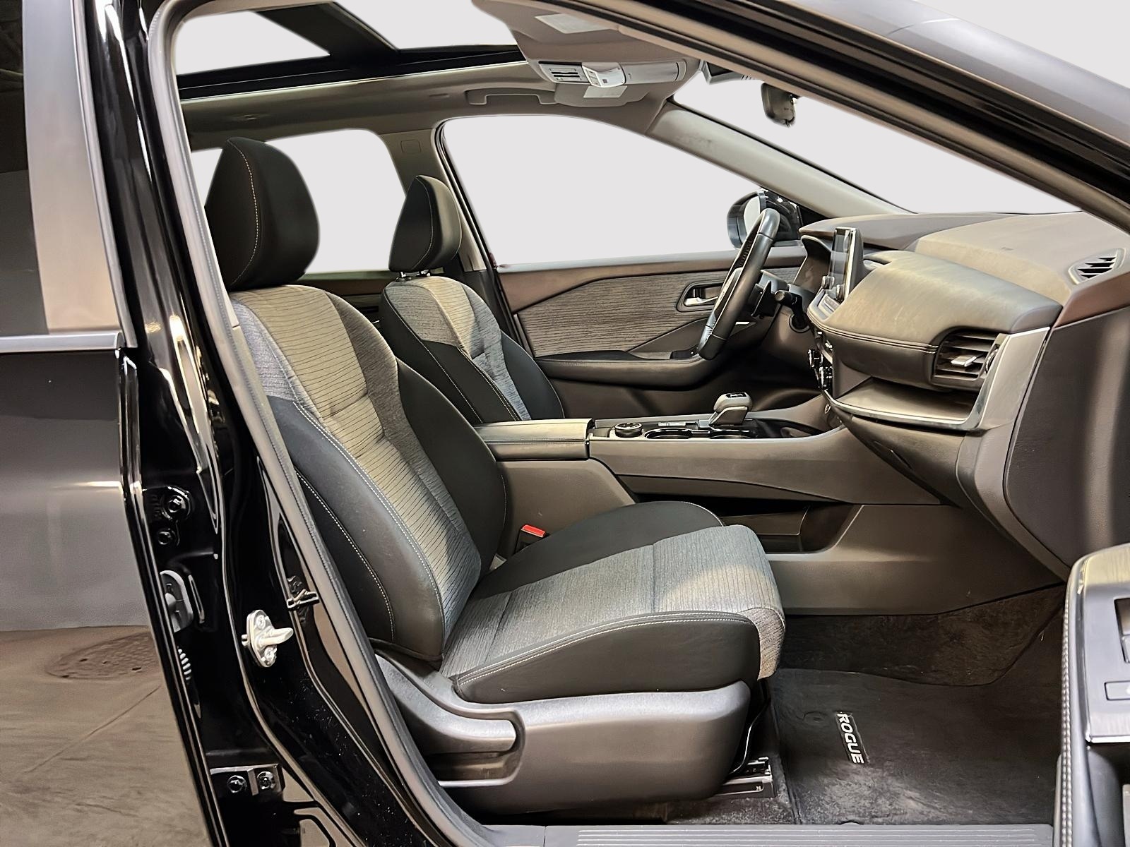 Nissan Rogue SV TOIT PANO 4RM 2023 — photo 8