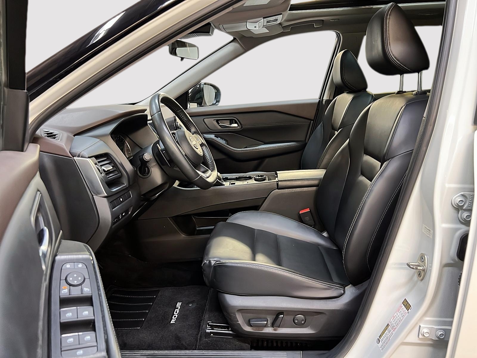 Nissan Rogue SV MIDNIGHT CUIR TOIT PANO 4RM 2023 — photo 7
