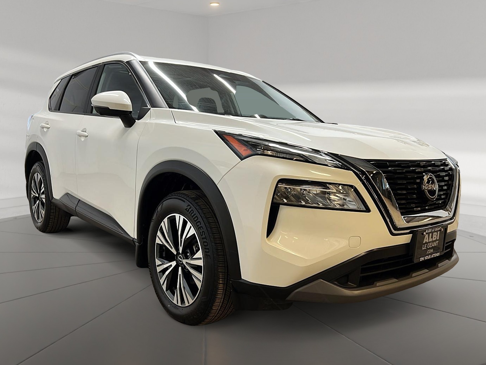 Nissan Rogue SV TOIT PANO 4RM 2023 — photo 3