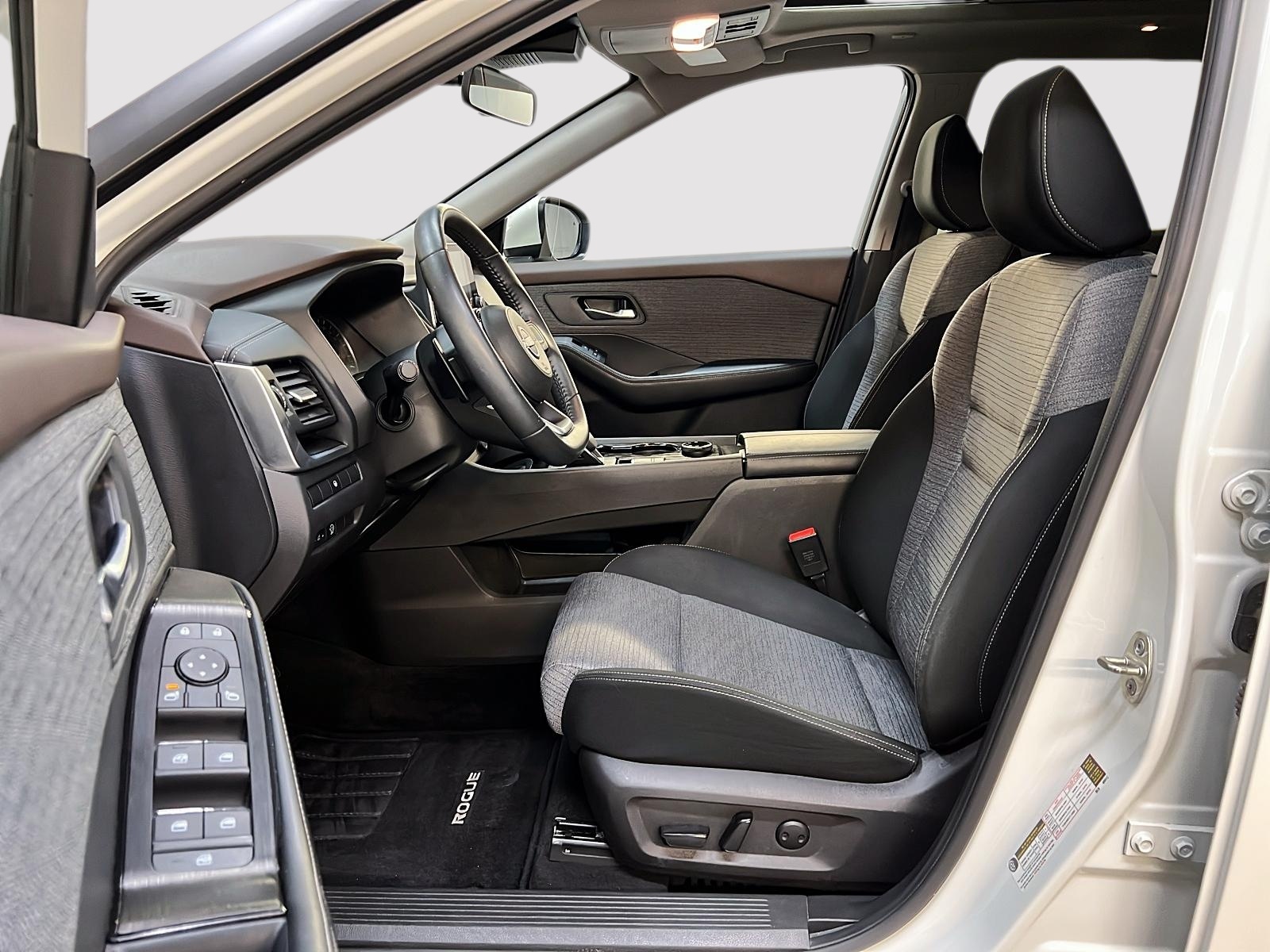 Nissan Rogue SV TOIT PANO 4RM 2023 — photo 7