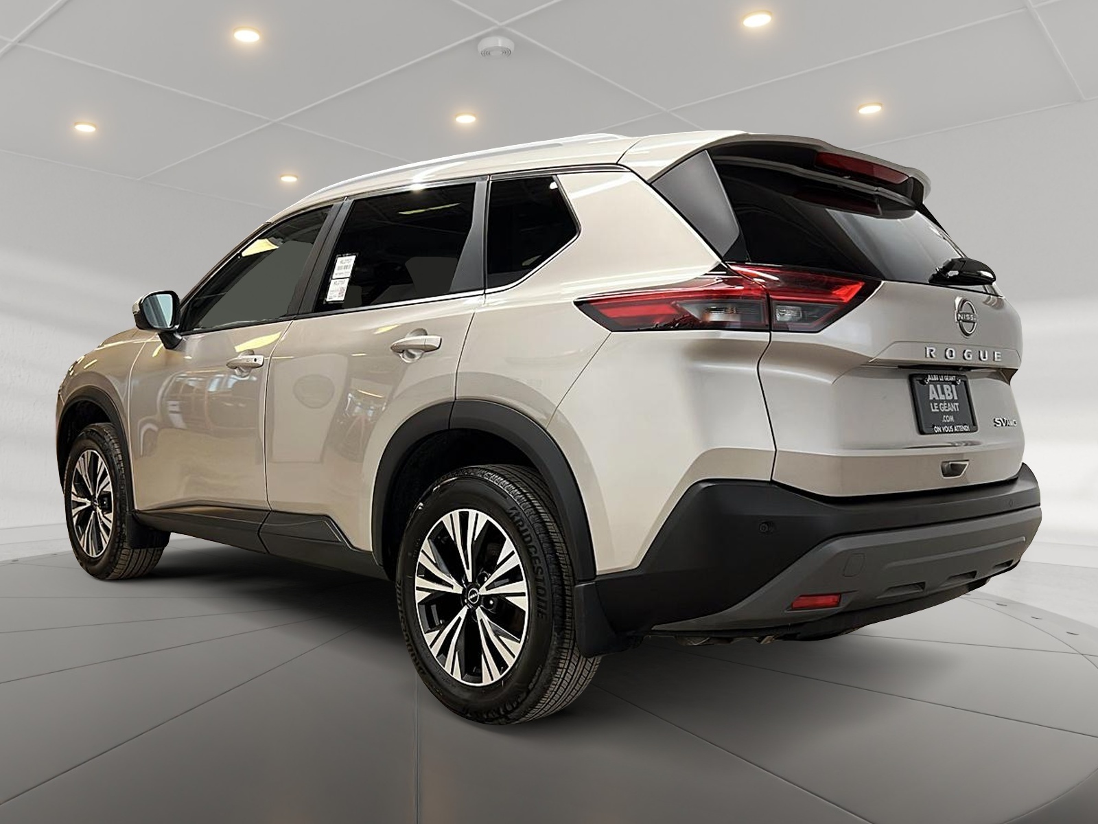 Nissan Rogue SV TOIT PANO 4RM 2023 — photo 7