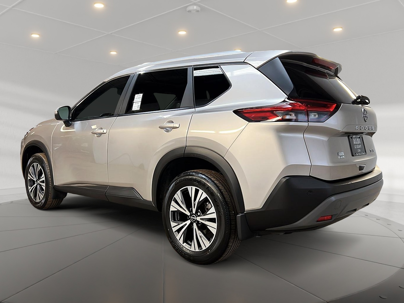 Nissan Rogue SV TOIT PANO 4RM 2023 — photo 6