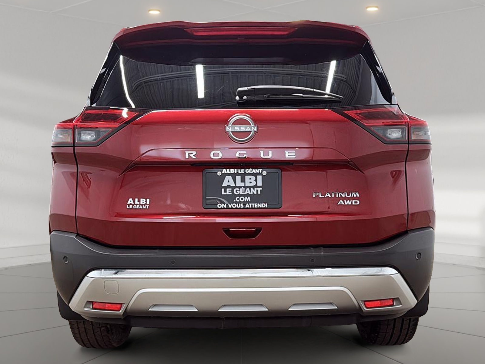 Nissan Rogue PLATINUM CUIR TOIT PANO NAV 4RM 2023 — photo 5