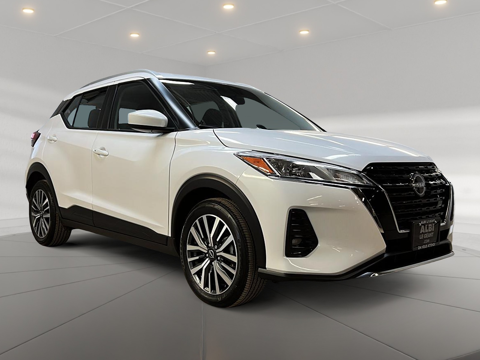 Nissan Kicks SV 2024 — photo 3