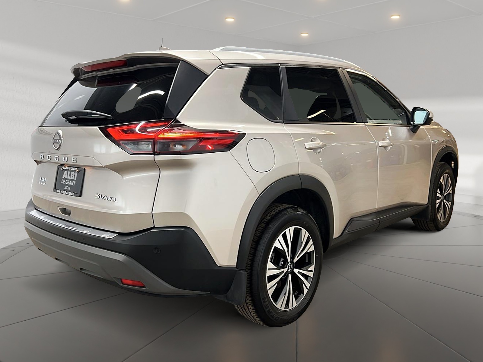 Nissan Rogue SV TOIT PANO 4RM 2023 — photo 4