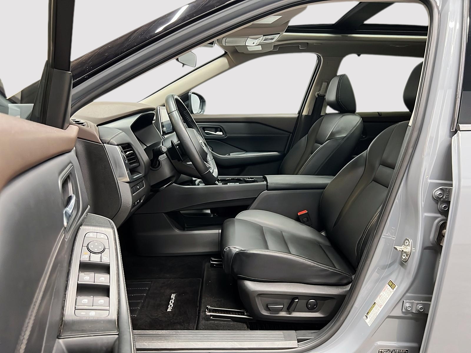 Nissan Rogue SV MIDNIGHT CUIR TOIT PANO 4RM 2023 — photo 7
