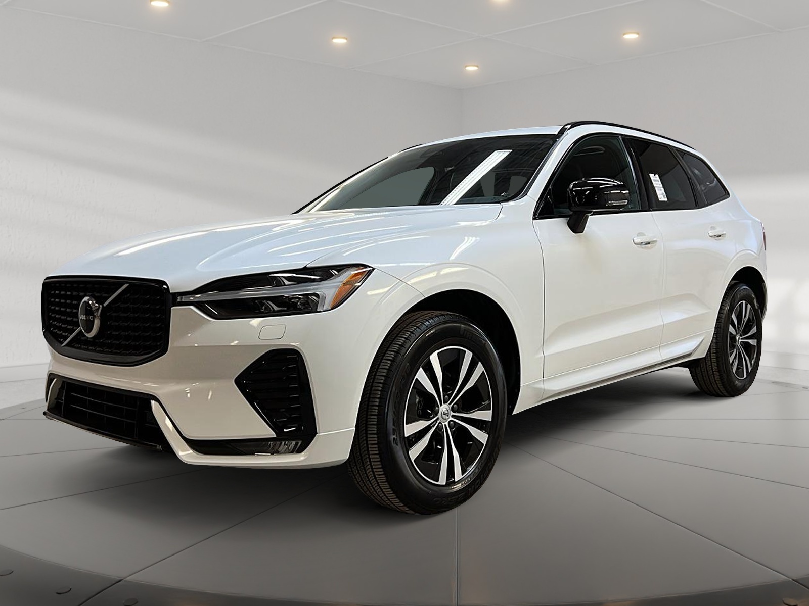 Volvo XC60 B5 CORE CUIR TOIT PANO NAV 4RM 2024