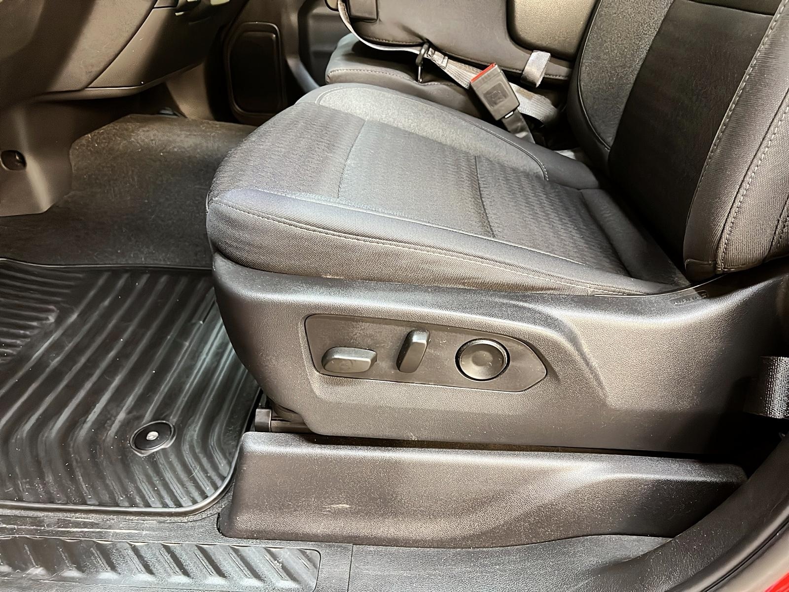 Chevrolet Silverado 1500 2023 - Image #40