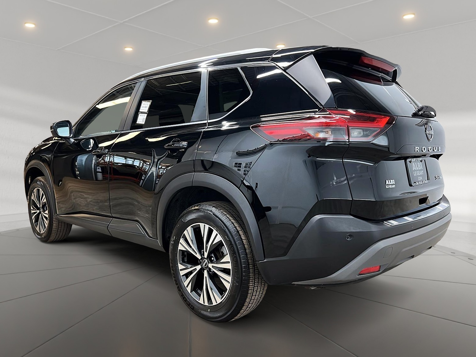 Nissan Rogue SV TOIT PANO 4RM 2023 — photo 6