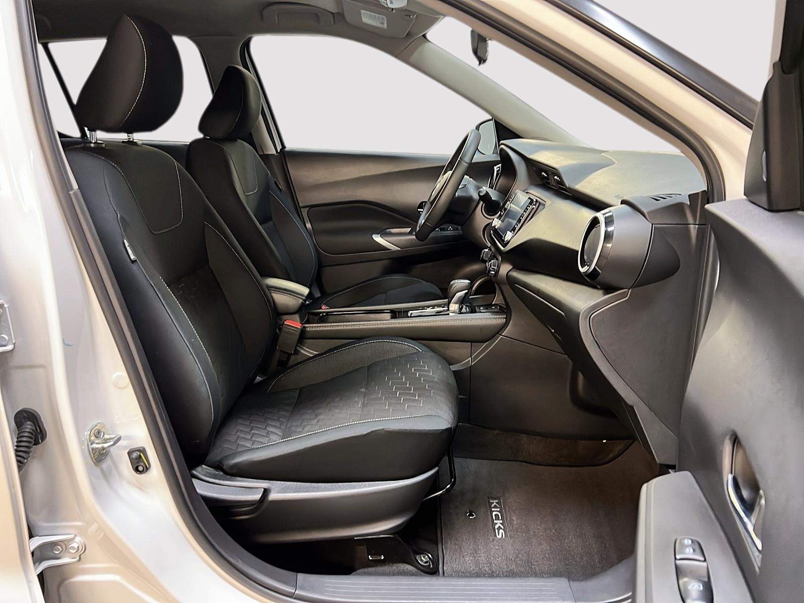 Nissan Kicks SV SPECIAL EDITION 2024 — photo 8