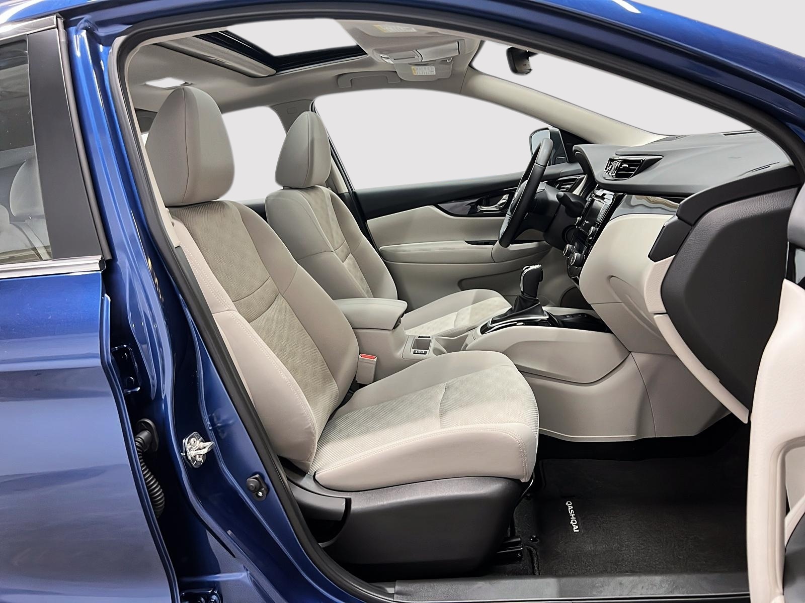 Nissan Qashqai SV TOIT 4RM 2023 — photo 8