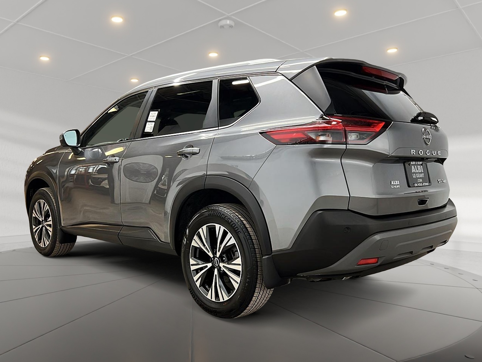 Nissan Rogue SV TOIT PANO 4RM 2023 — photo 6