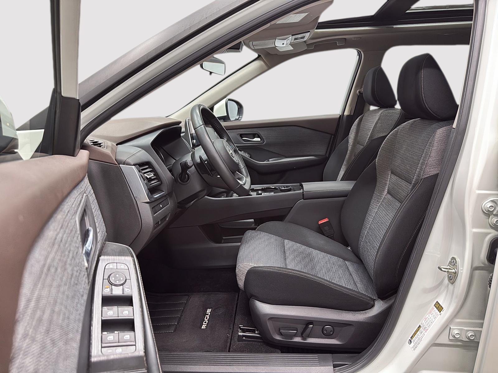 Nissan Rogue SV TOIT PANO 4RM 2023 — photo 7