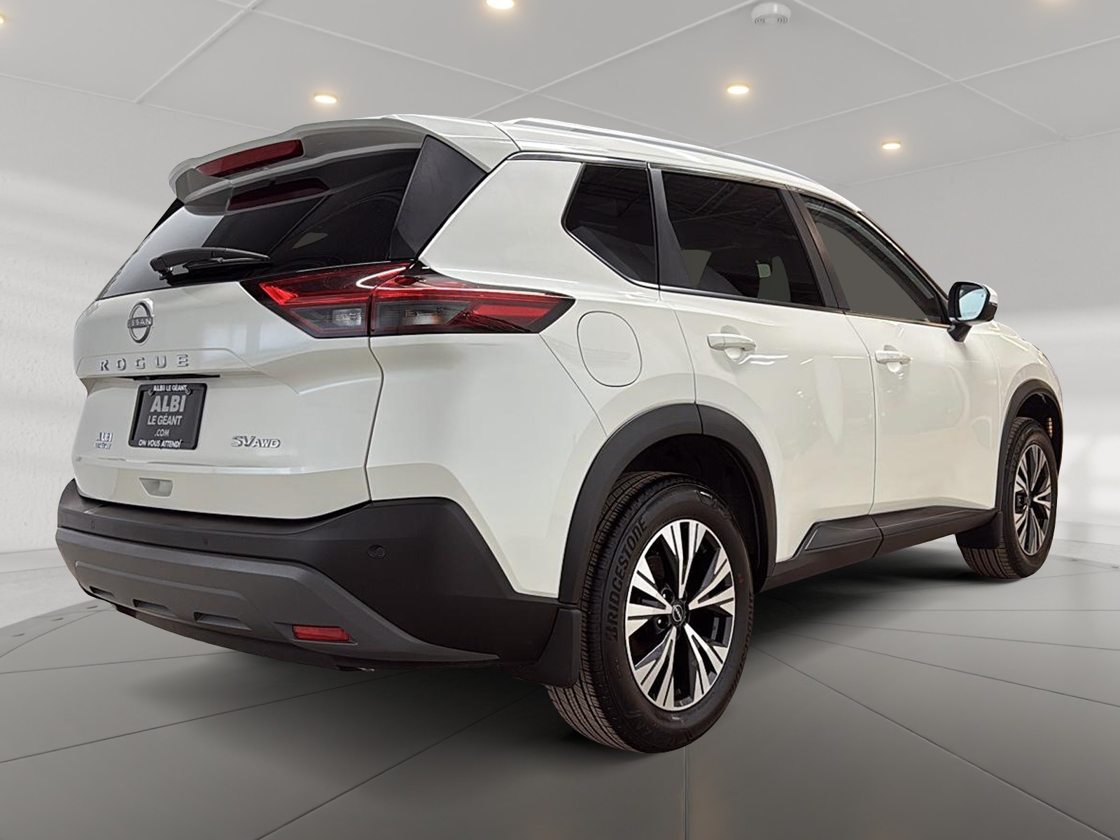 Nissan Rogue SV TOIT PANO 4RM 2023 — photo 4