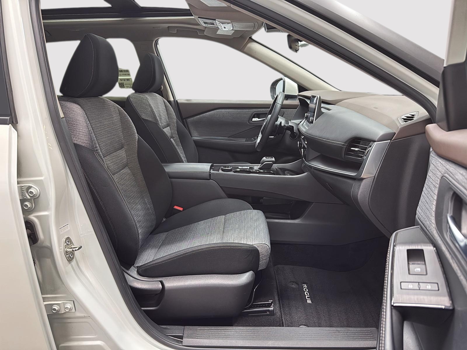 Nissan Rogue SV TOIT PANO 4RM 2023 — photo 8