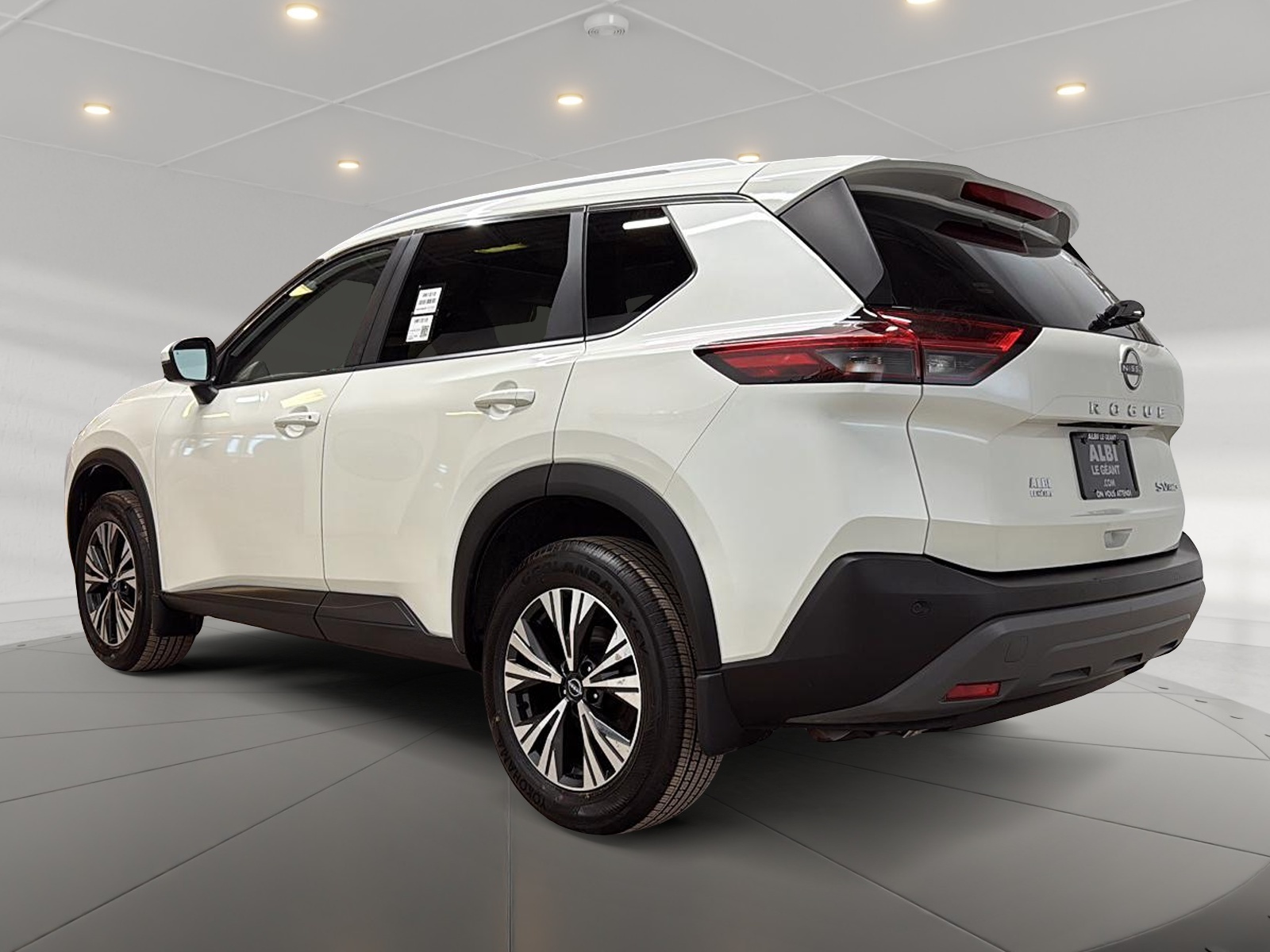 Nissan Rogue SV TOIT PANO 4RM 2023 — photo 6