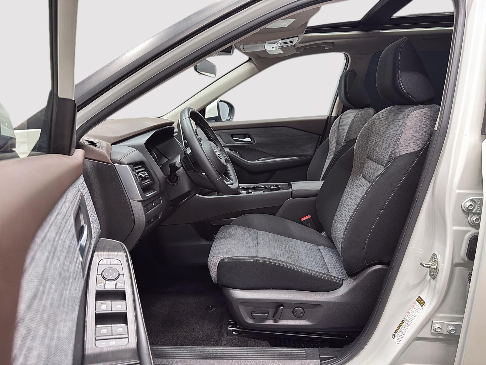 Nissan Rogue SV TOIT PANO 4RM 2023 — photo 7