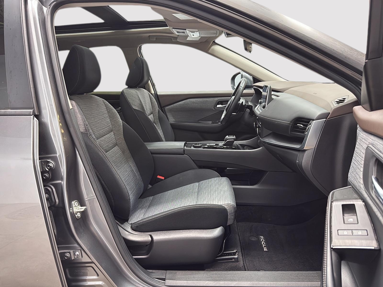 Nissan Rogue SV TOIT PANO 4RM 2023 — photo 8