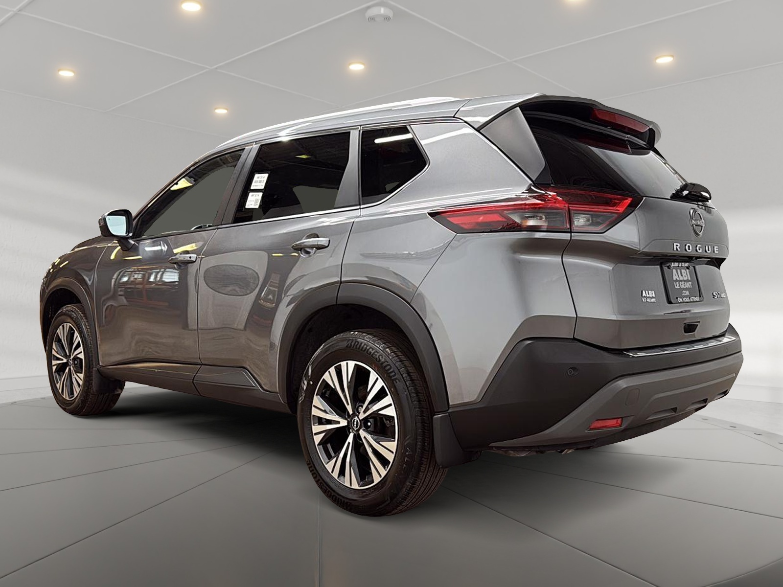 Nissan Rogue SV TOIT PANO 4RM 2023 — photo 6