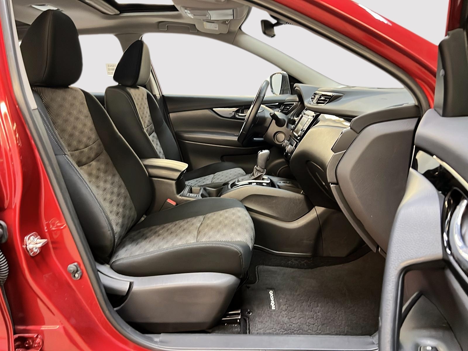 Nissan Qashqai SV TOIT 4RM 2023 — photo 8