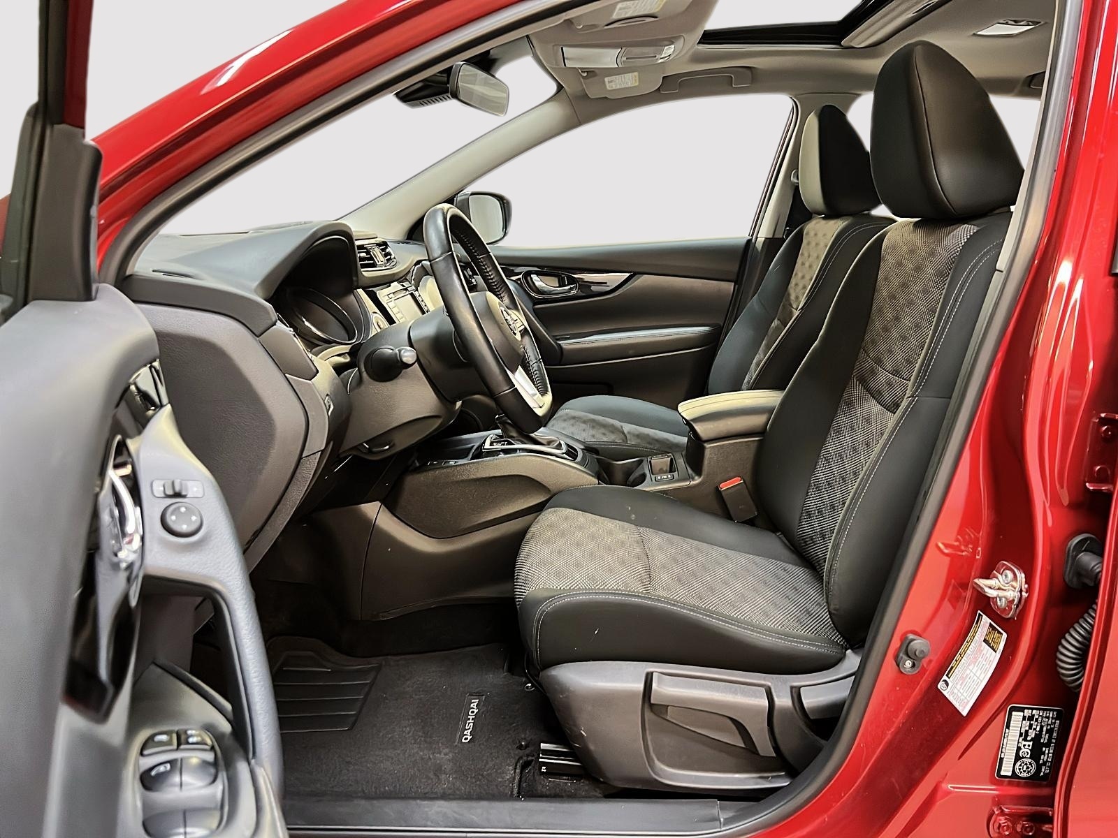 Nissan Qashqai SV TOIT 4RM 2023 — photo 7