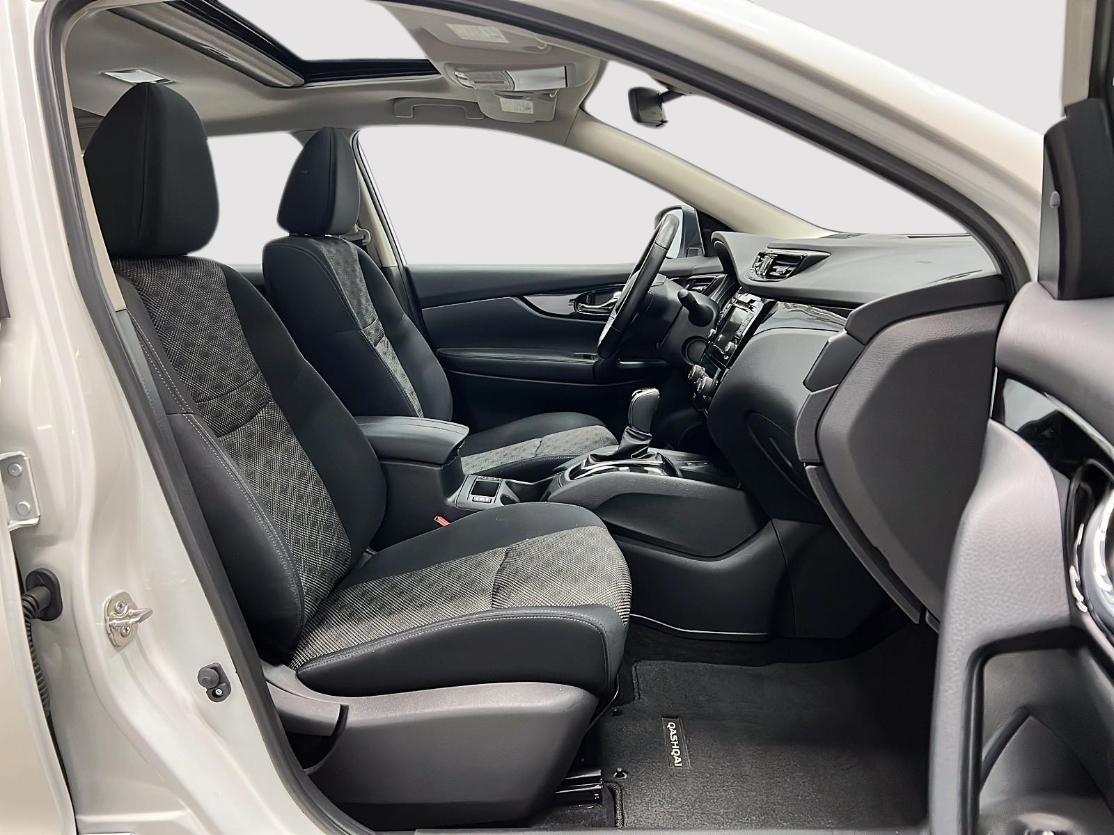 Nissan Qashqai SV TOIT 4RM 2023 — photo 8