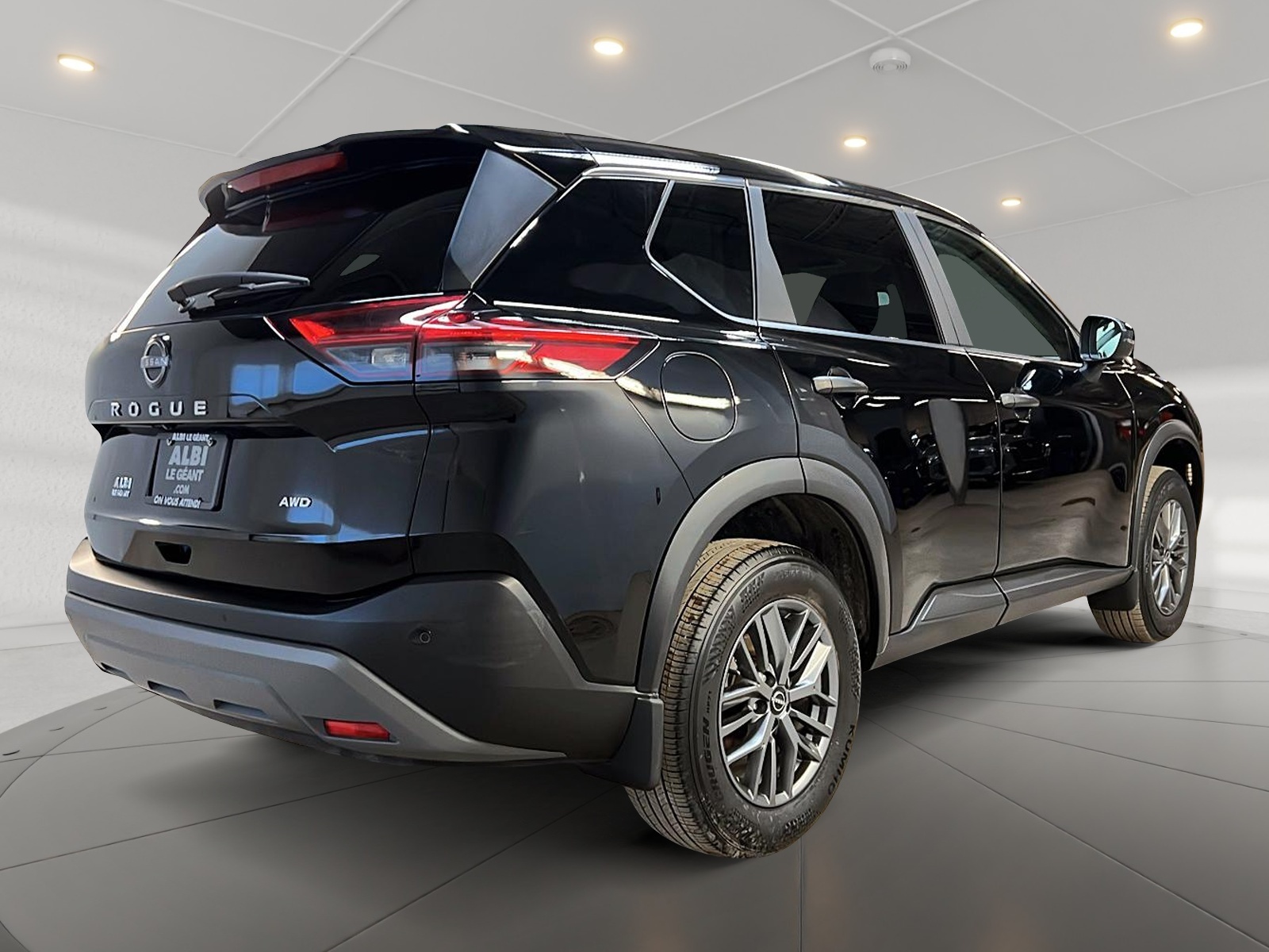 Nissan Rogue S 4RM 2023 — photo 4