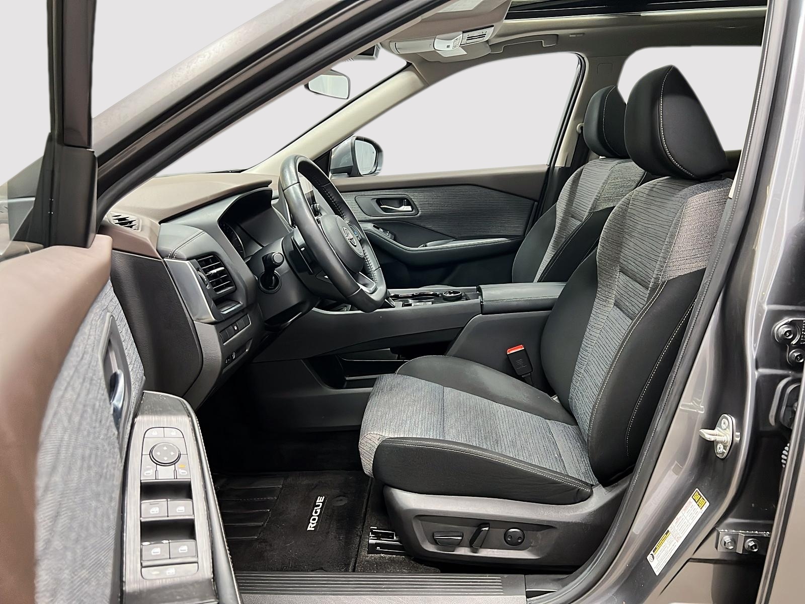 Nissan Rogue SV TOIT PANO 4RM 2023 — photo 7