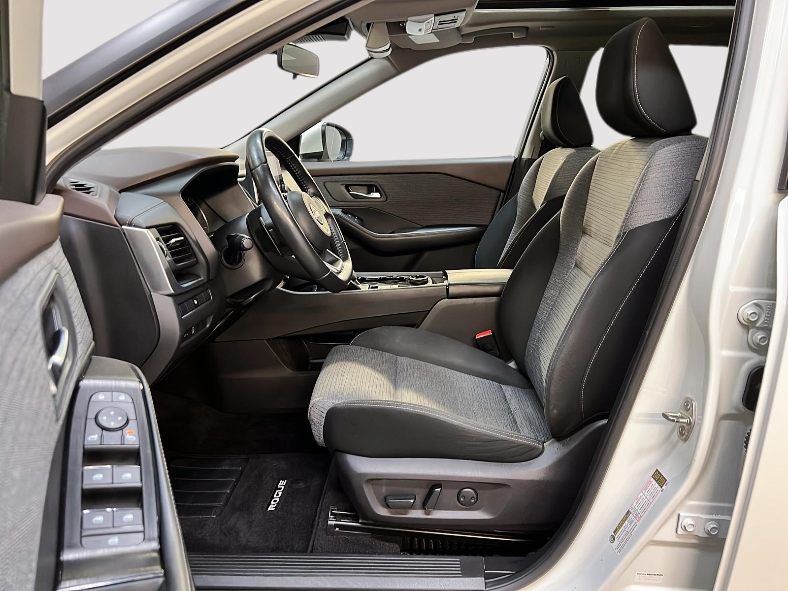 Nissan Rogue SV TOIT PANO 4RM 2023 — photo 7
