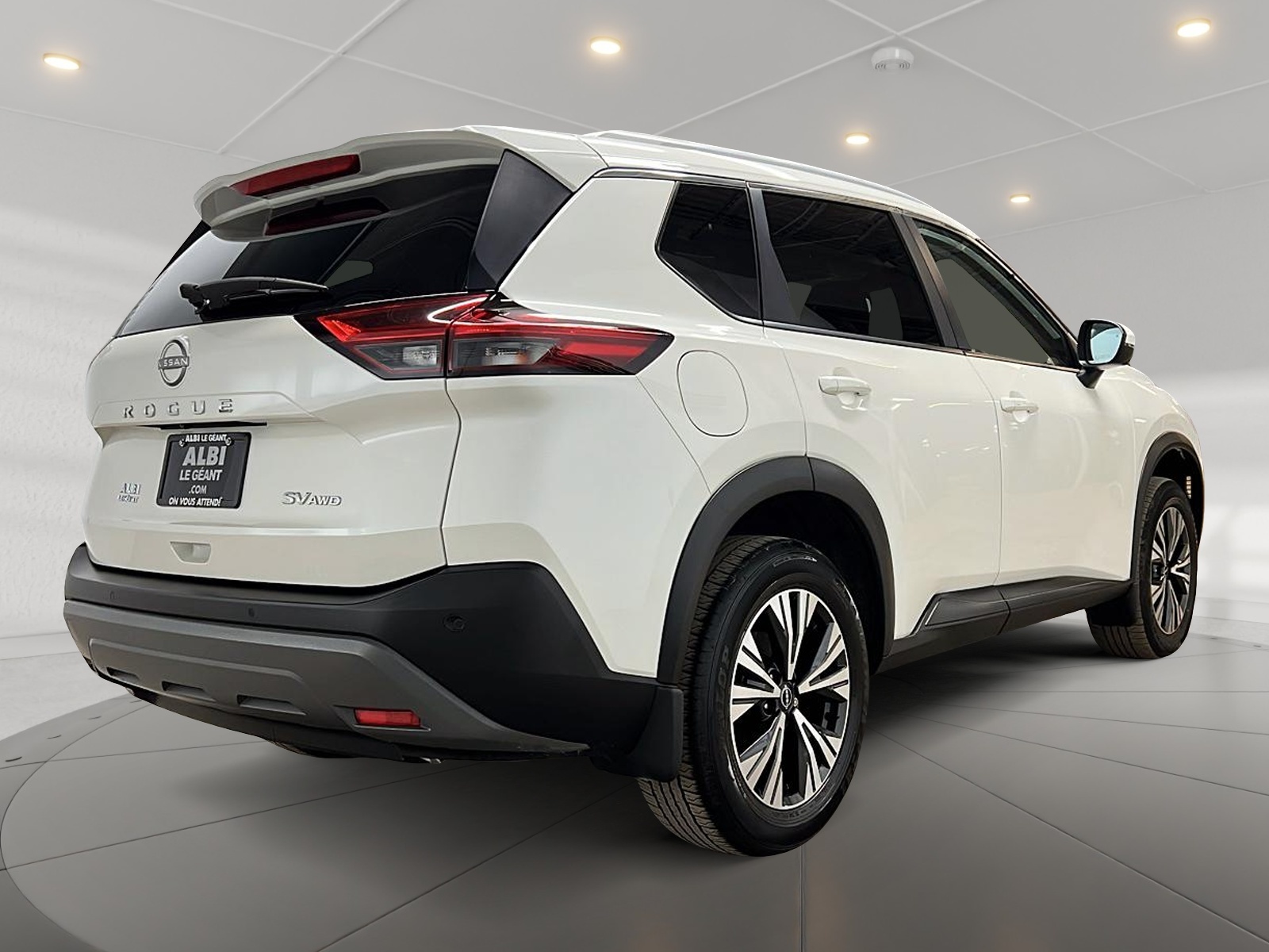 Nissan Rogue SV TOIT PANO 4RM 2023 — photo 4