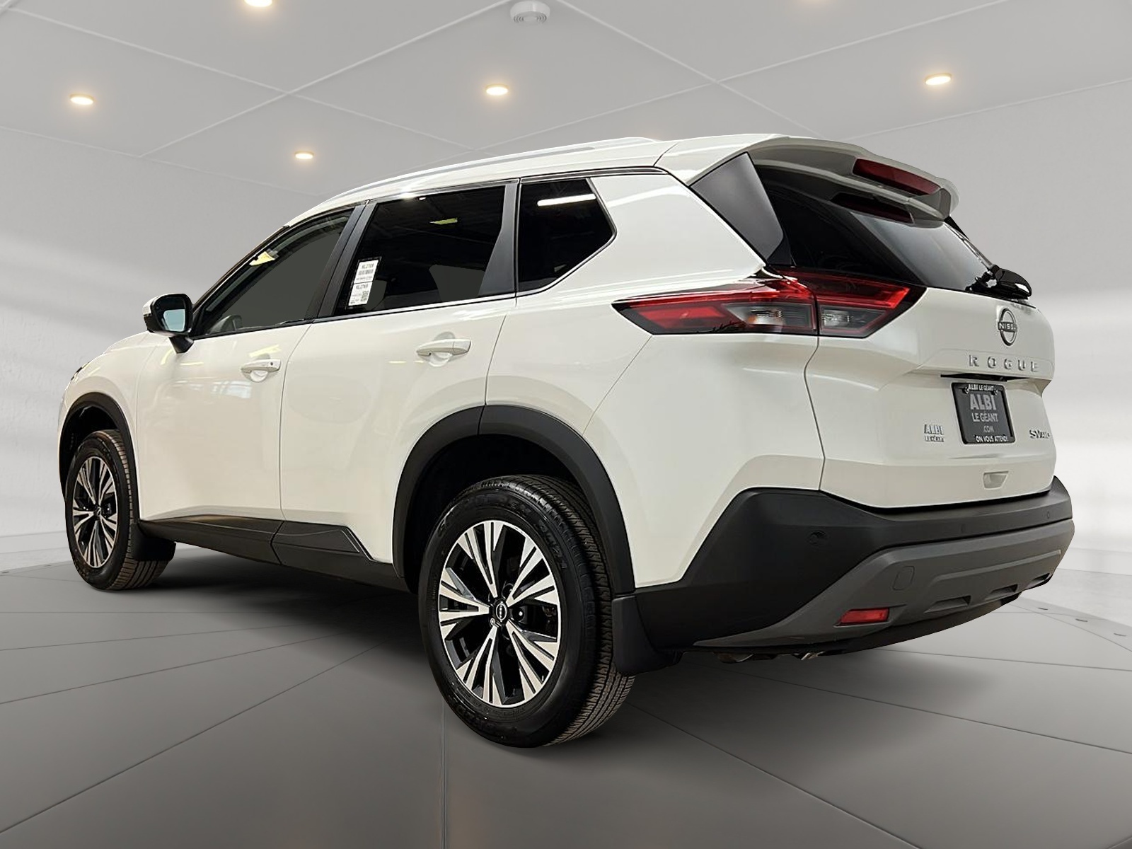 Nissan Rogue SV TOIT PANO 4RM 2023 — photo 6