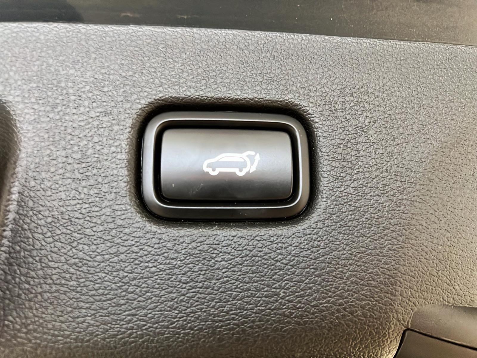 Kia Sportage X-LINE LIMITED CUIR TOIT PANO NAV 4RM 2023 - image #14