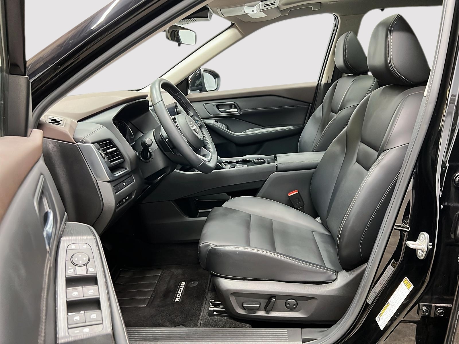 Nissan Rogue SV MIDNIGHT CUIR TOIT PANO 4RM 2023 — photo 7