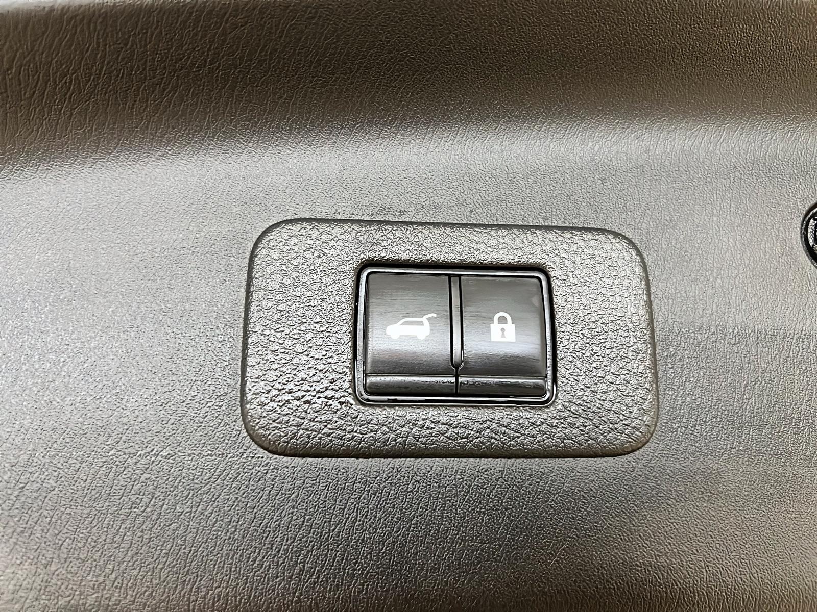 Nissan Armada SL MIDNIGHT CUIR TOIT NAV 4RM 2023 - image #16