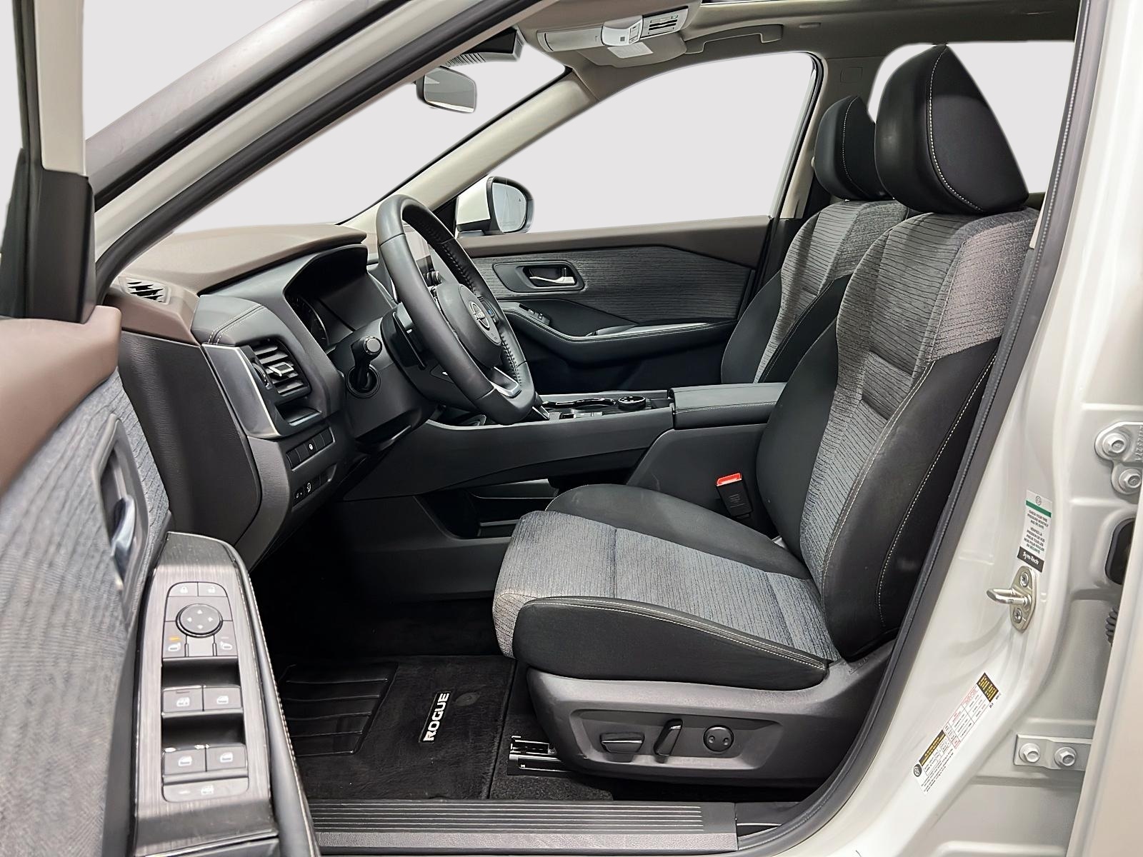 Nissan Rogue SV TOIT PANO 4RM 2023 — photo 7