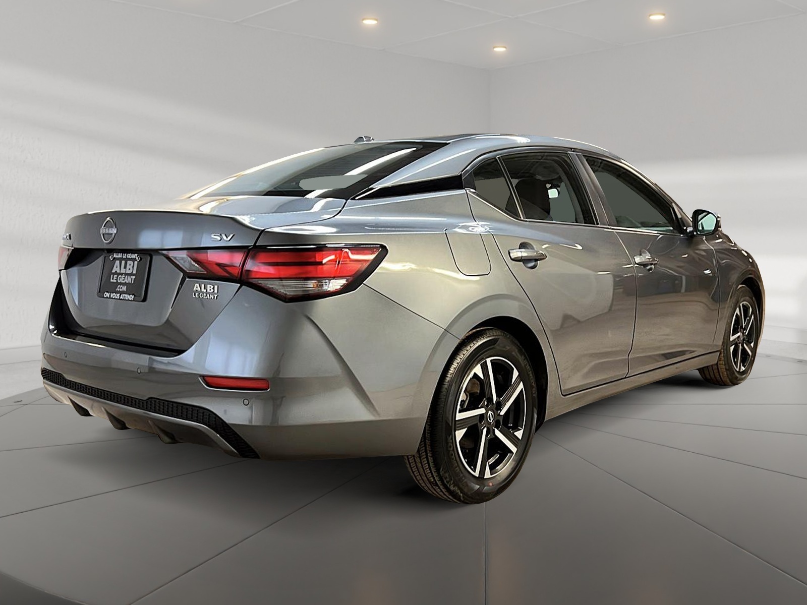 Nissan Sentra SV TOIT 2024 — photo 4