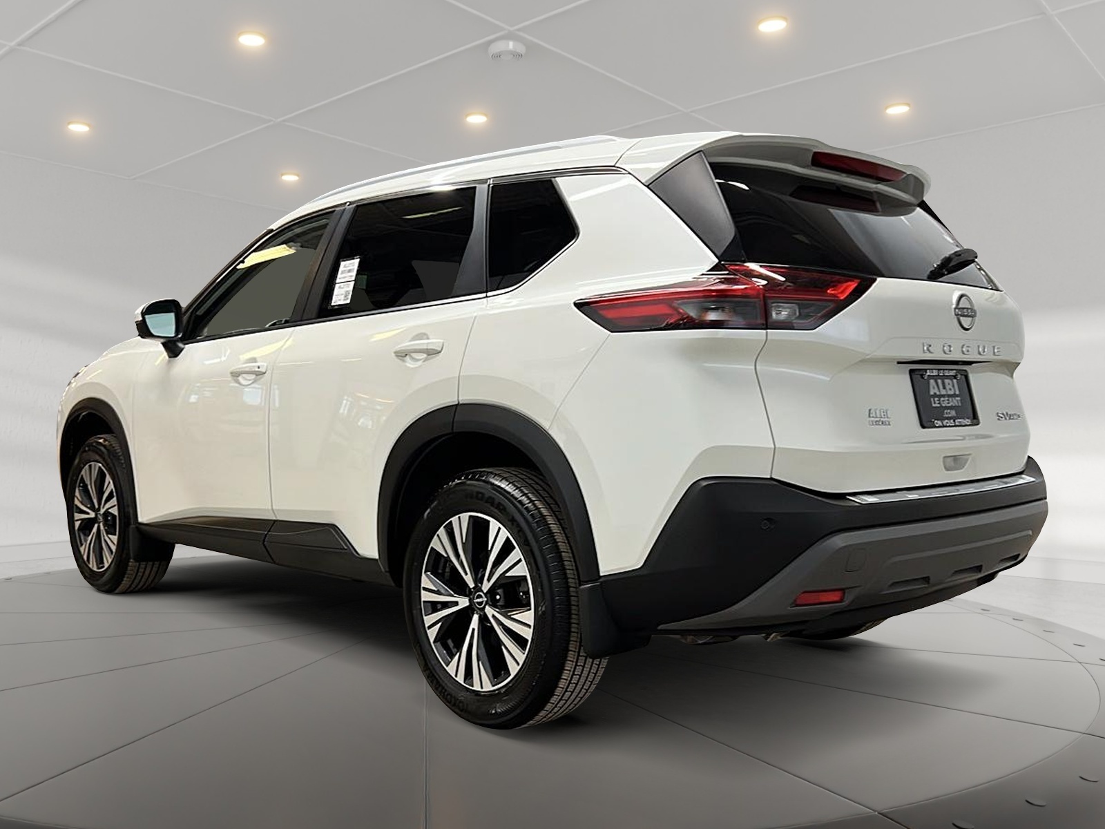 Nissan Rogue SV TOIT PANO 4RM 2023 — photo 6