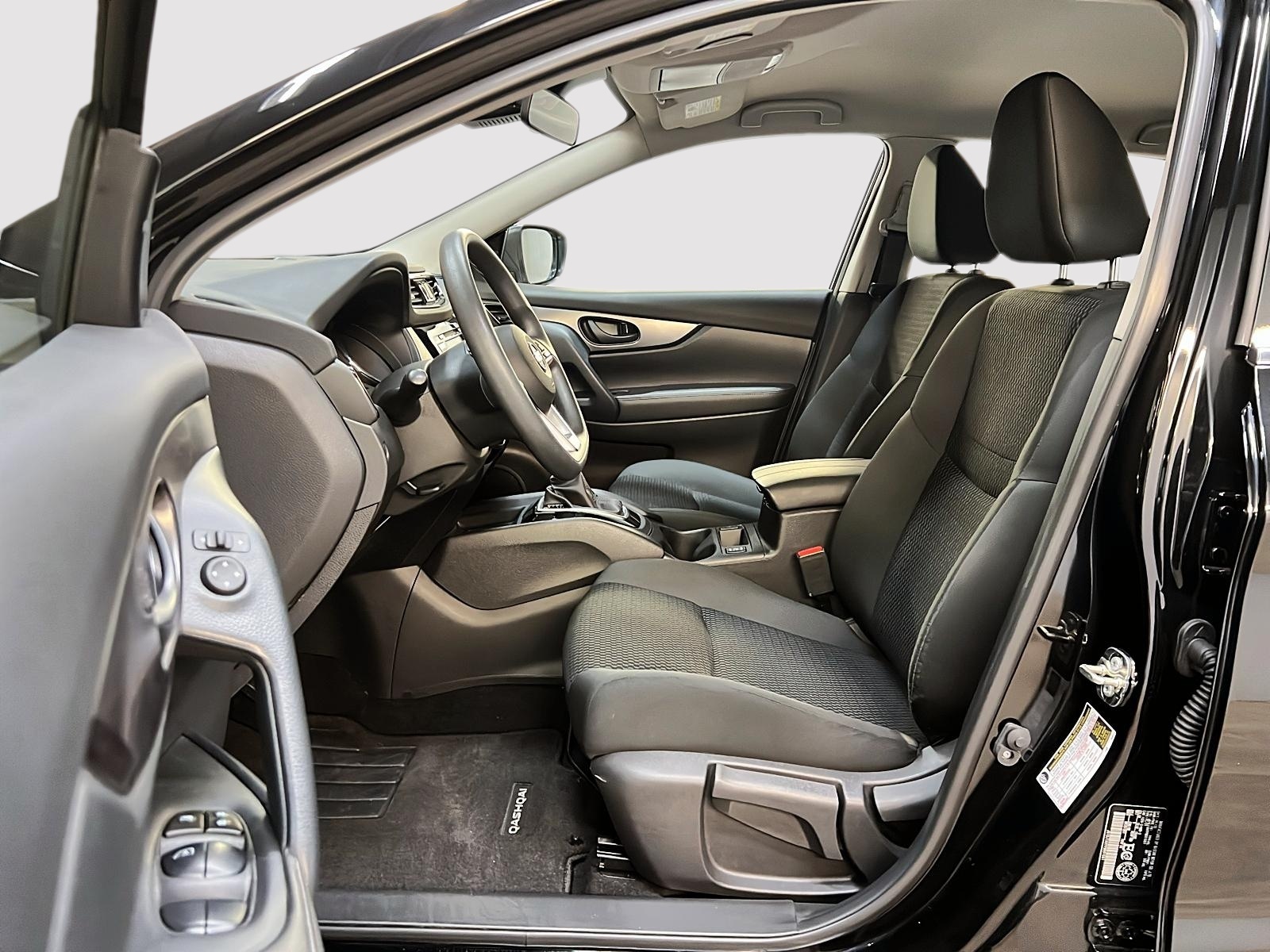 Nissan Qashqai S 2023 — photo 7