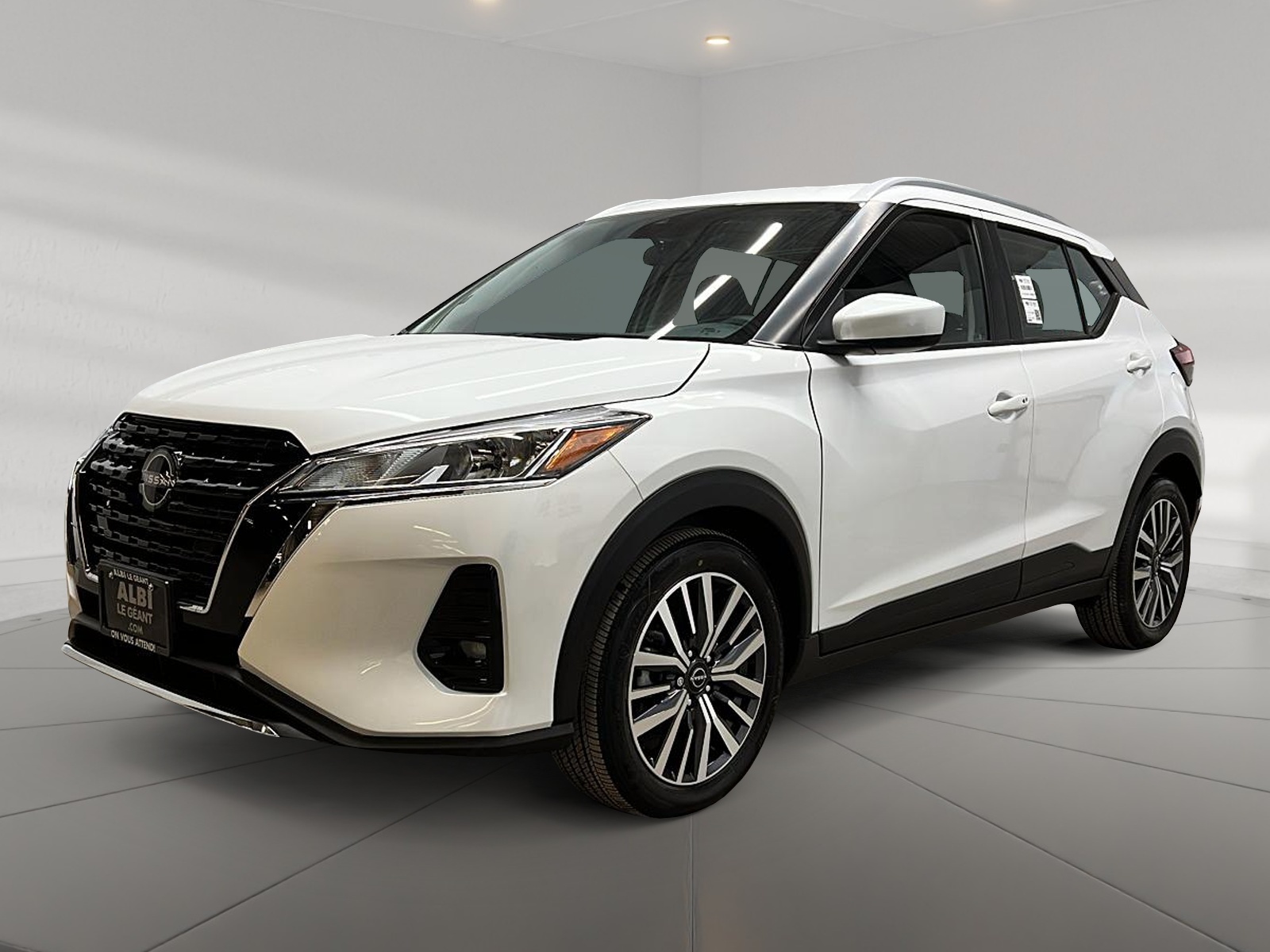 Nissan Kicks SV 2024