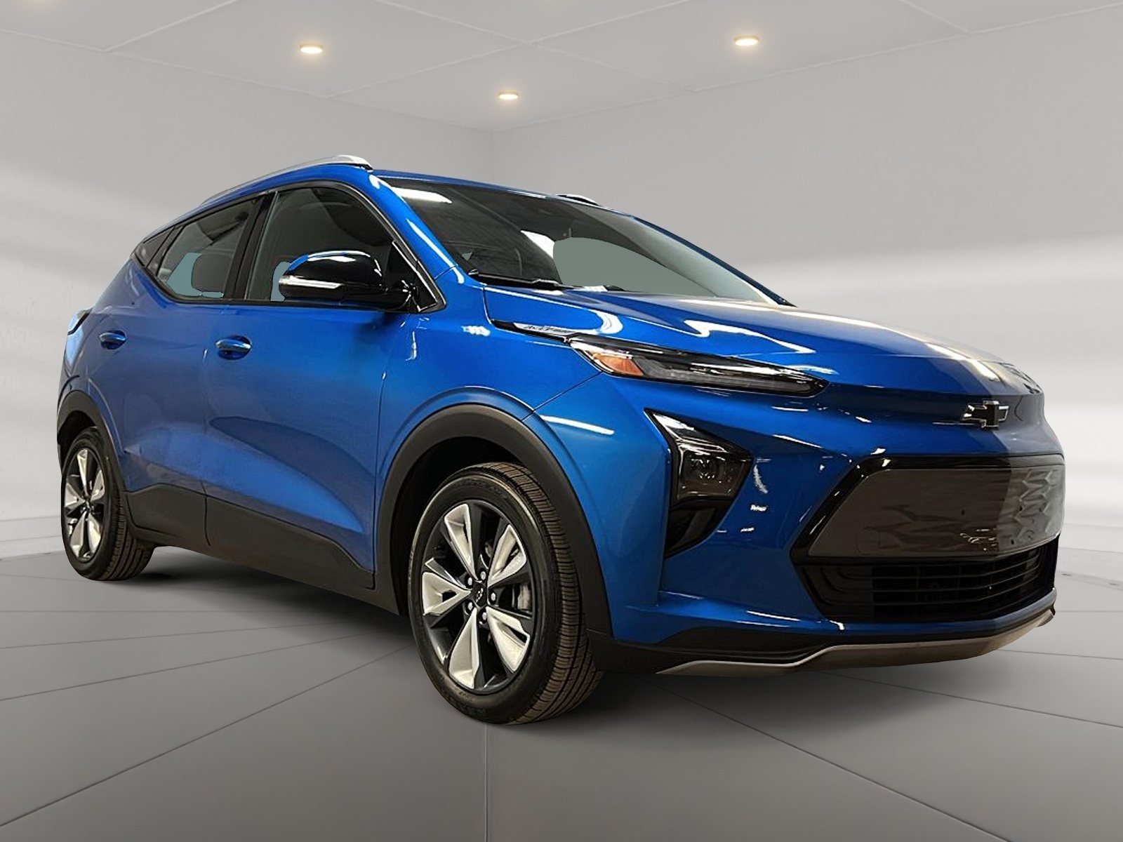 Chevrolet Bolt EUV 2LT TRUE NORTH CUIR 2023 - image #3