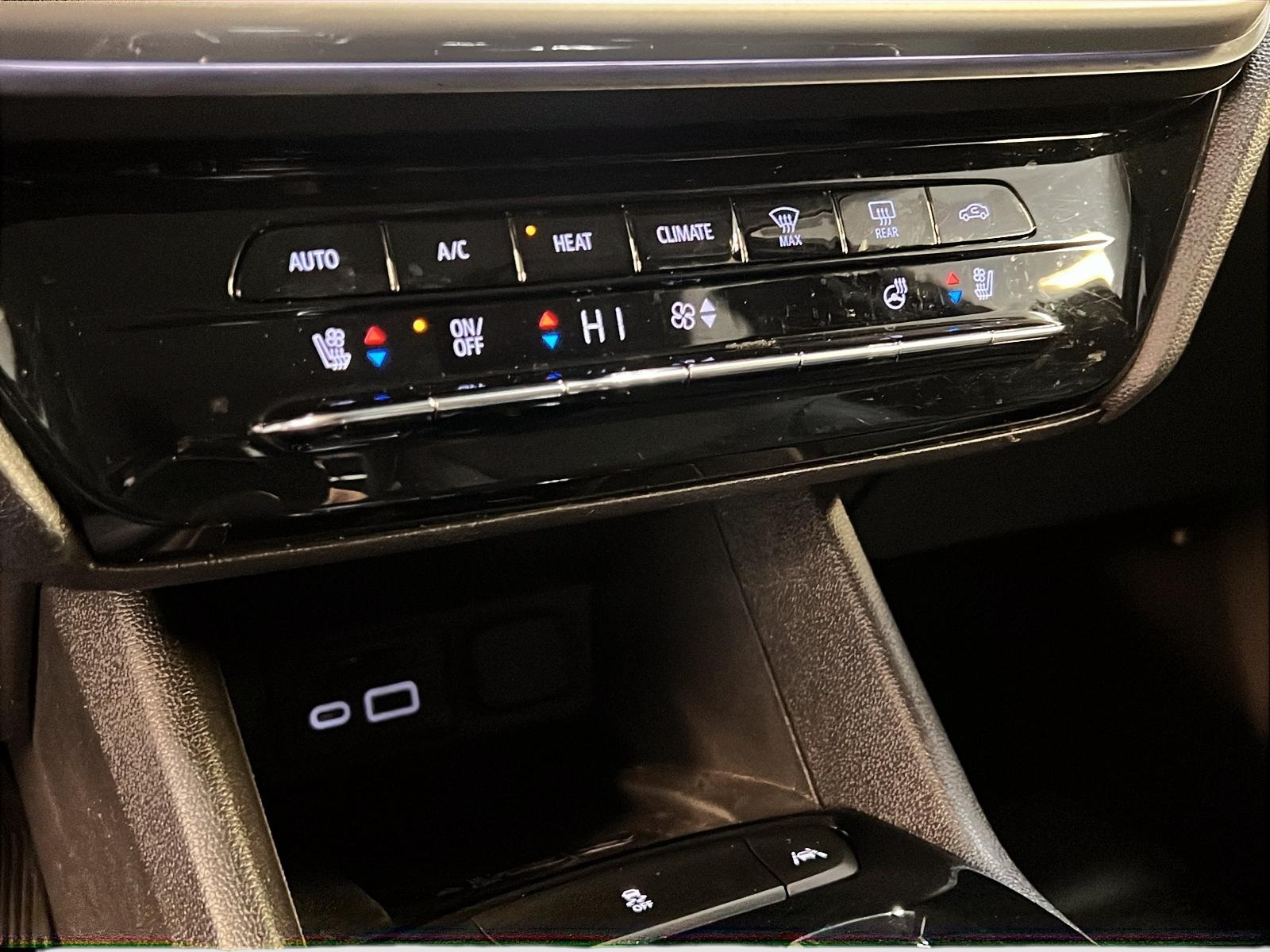 Chevrolet Bolt EUV 2LT TRUE NORTH CUIR 2023 - image #14