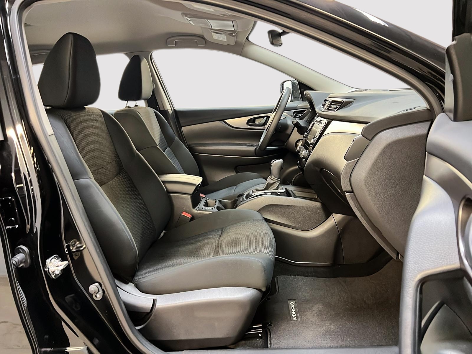 Nissan Qashqai S 4RM 2023 — photo 8