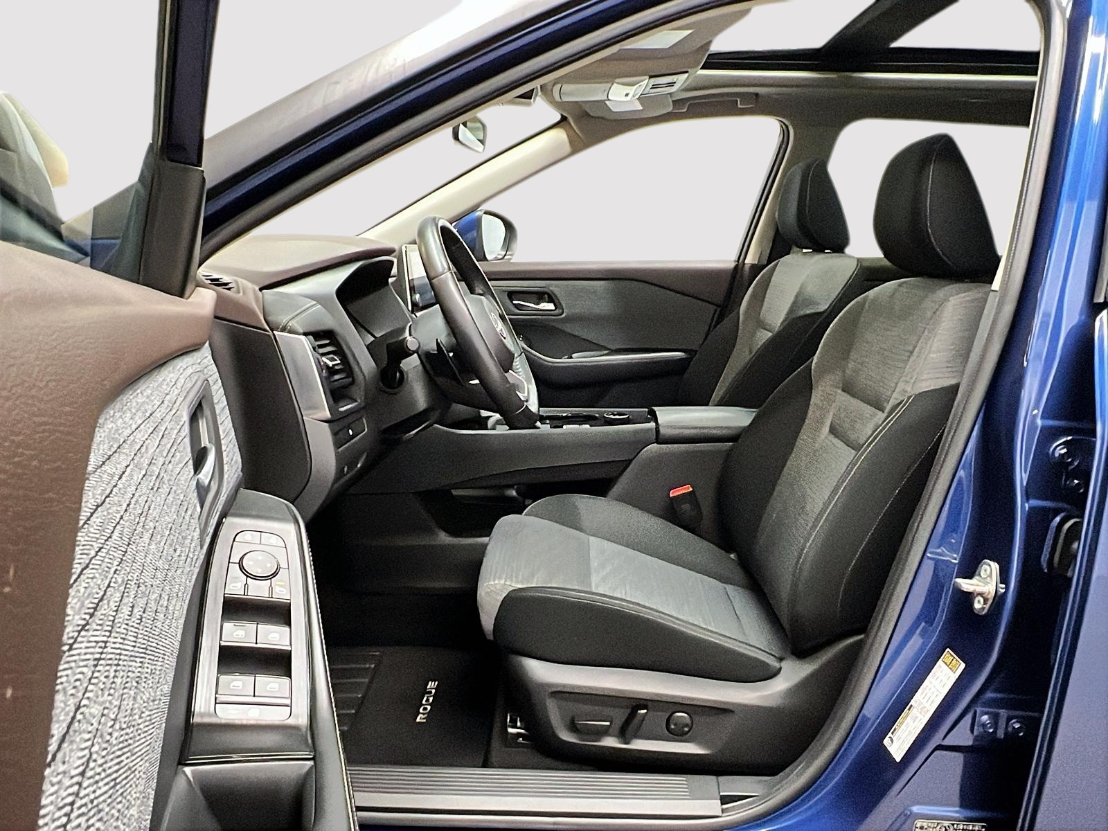 Nissan Rogue SV TOIT PANO 4RM 2023 — photo 7