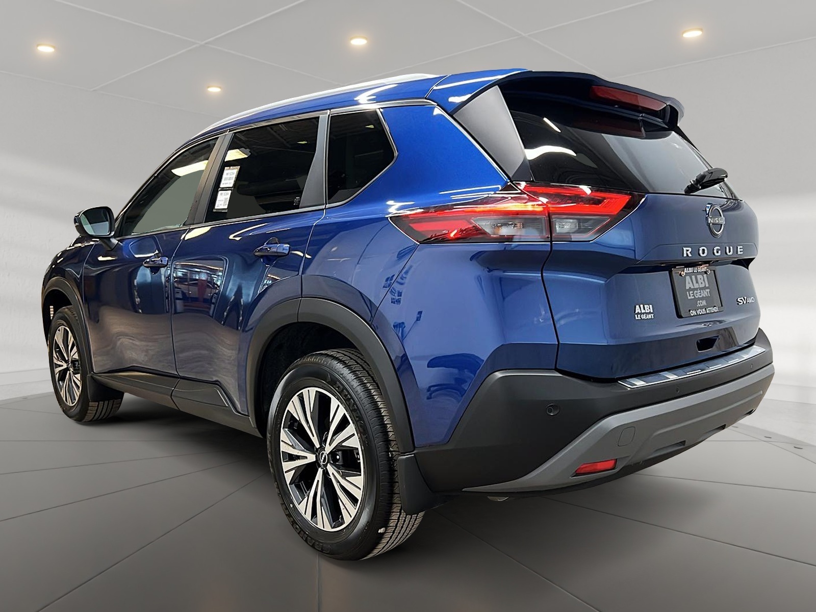 Nissan Rogue SV TOIT PANO 4RM 2023 — photo 6