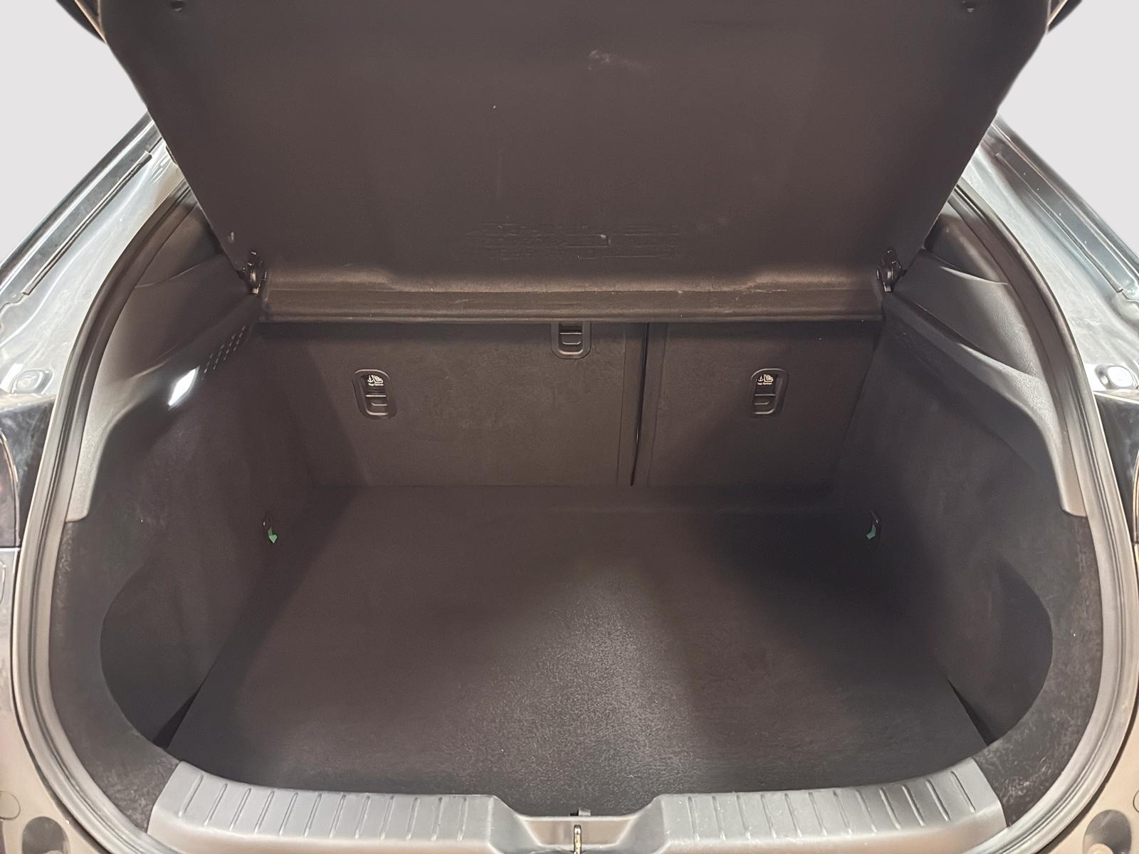 Mazda MX-30 GS NAV 2022 - image #12