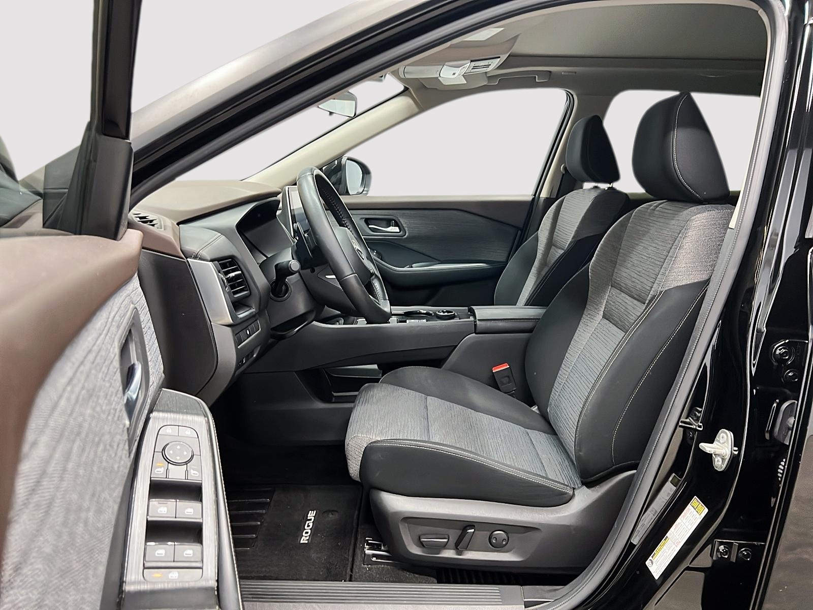 Nissan Rogue SV TOIT PANO 4RM 2023 — photo 7