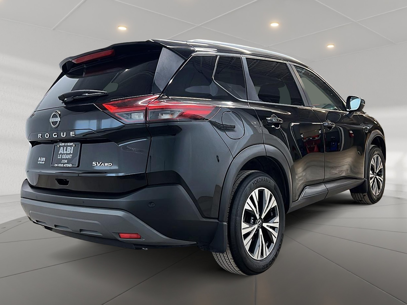 Nissan Rogue SV TOIT PANO 4RM 2023 — photo 4