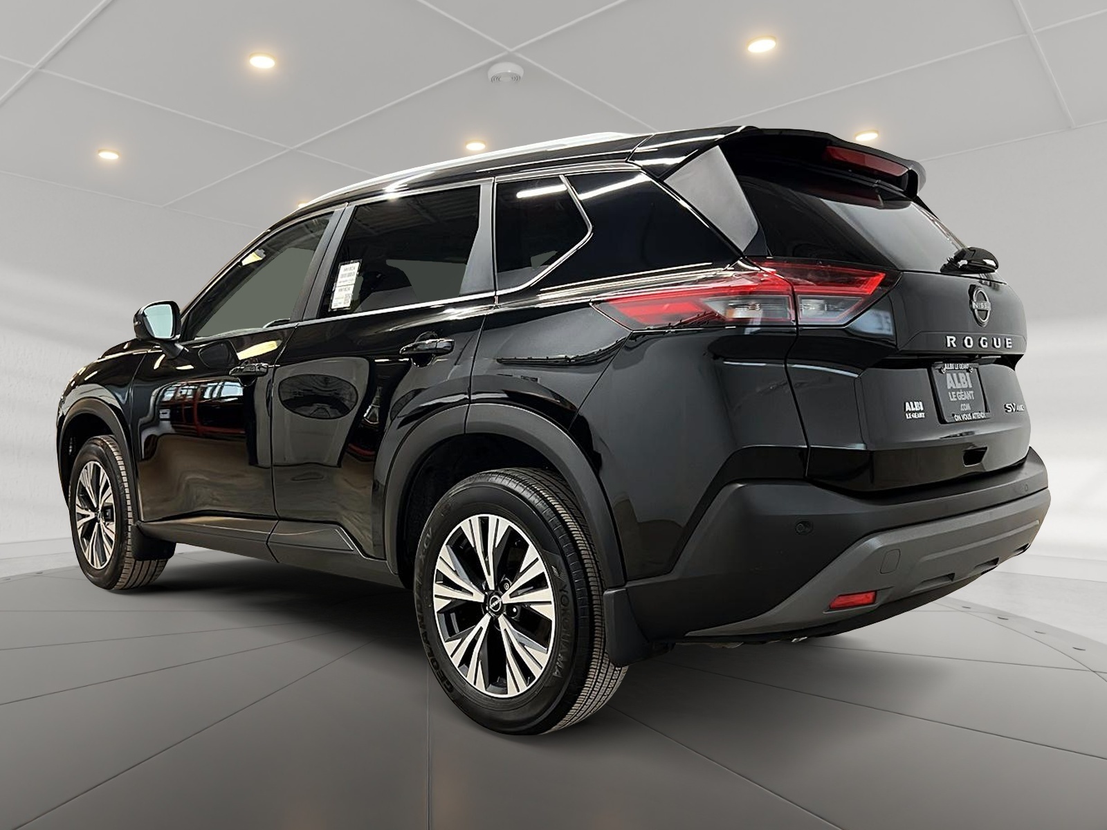 Nissan Rogue SV TOIT PANO 4RM 2023 — photo 6